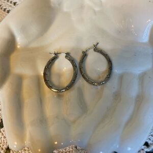❤️Silver textured hoop earrings